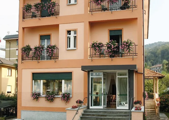 Hotel Villa Mon Toc Stresa photo