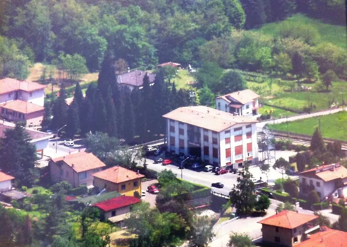 Albergo Cristallo Cittiglio photo